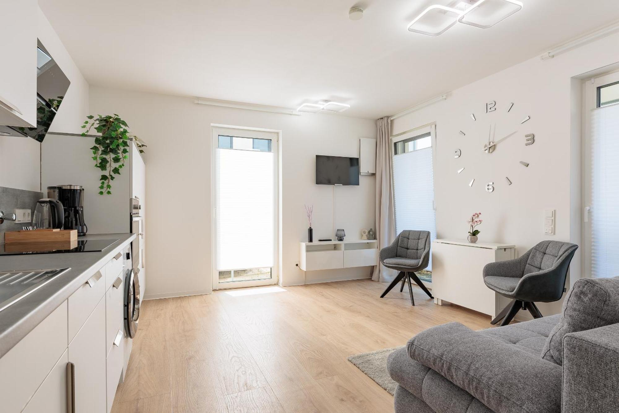Apartment Zum Wohlfuehlen Mit 2 Zimmern I Garten I Terrasse I Kuechenzeile I Pkw-Parkplatz Ibbenbueren Exterior foto