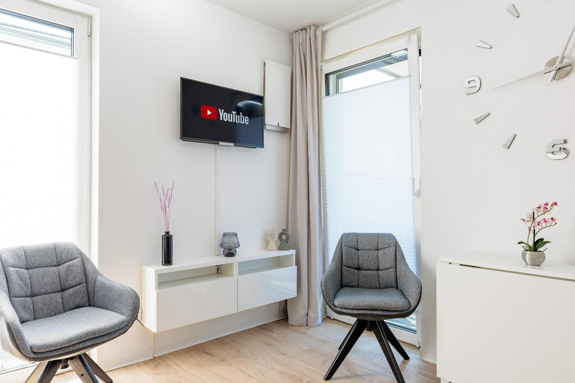Apartment Zum Wohlfuehlen Mit 2 Zimmern I Garten I Terrasse I Kuechenzeile I Pkw-Parkplatz Ibbenbueren Exterior foto